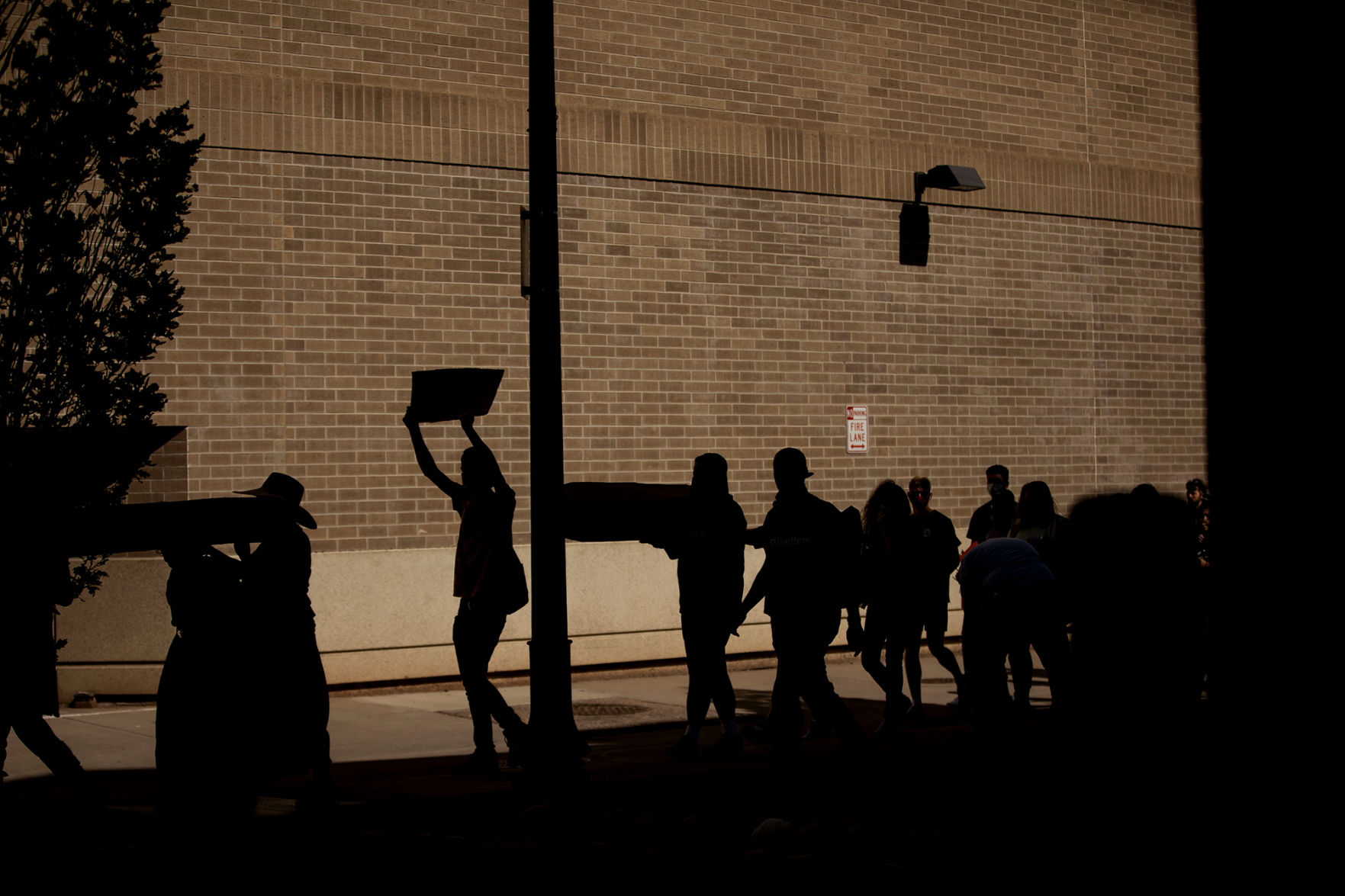 061220-news-funeralprocession 13.jpg